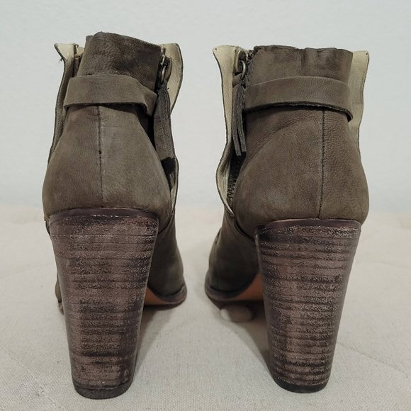 Joe's Jeans Avryl Cutout  Bootie Dark Olive Green Size 8 - Picture 4 of 9